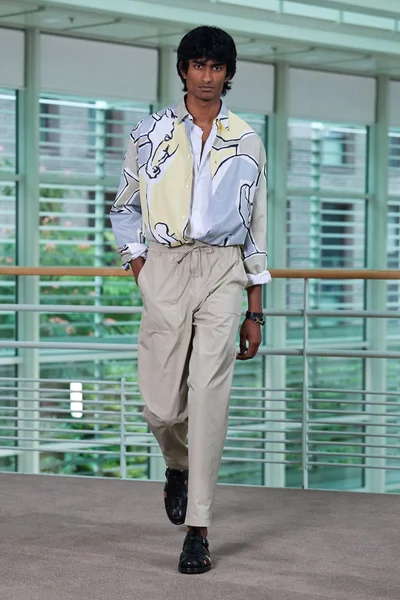 Look 27